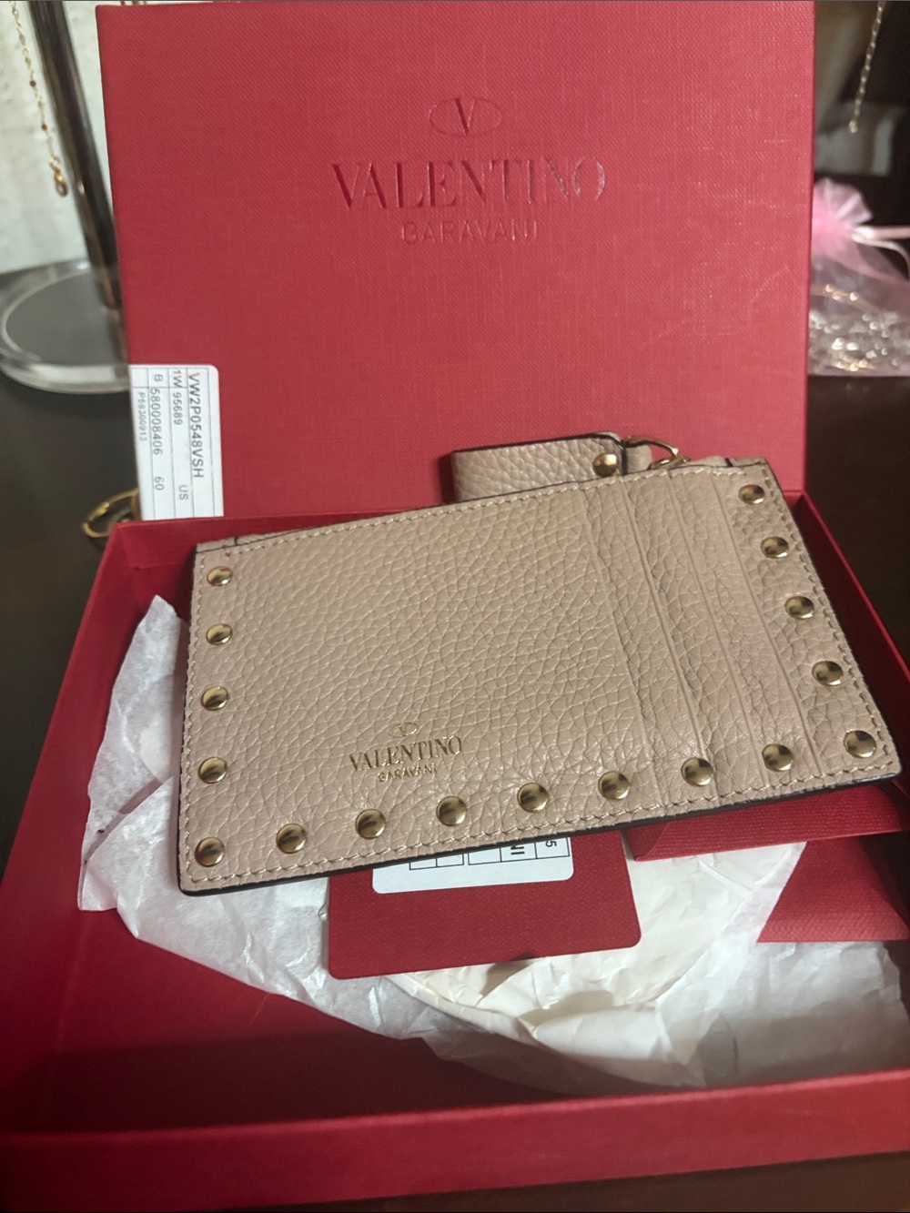 Valentino Rockstud Pebbled Leather Card Holder - Light Beige